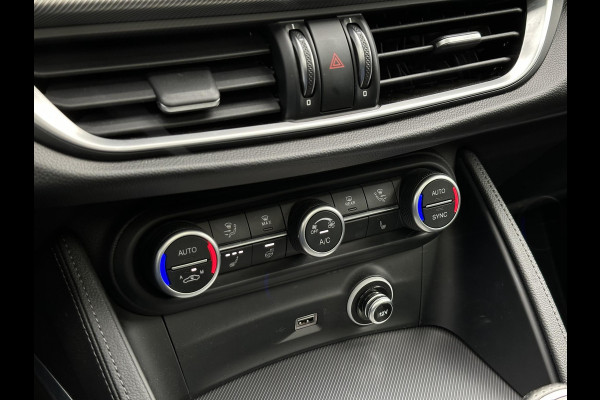 Alfa Romeo Stelvio 2.0 T AWD Veloce Panoramadak Adapt. Cruise Harman/Kardon Leer Stoelverw. 20''LM