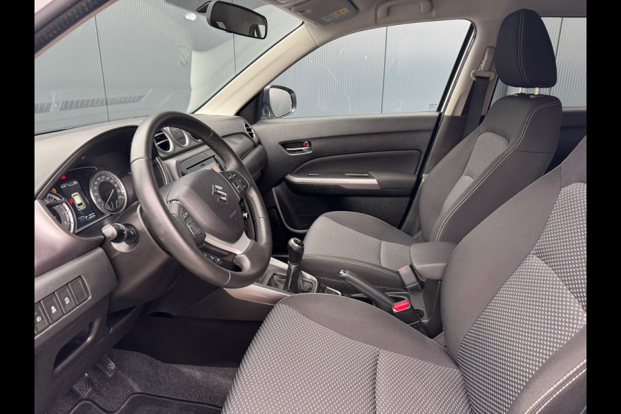 Suzuki Vitara 1.0 Boosterjet * Navigatie * Camera * Stoelverwarming * Cruise Control *