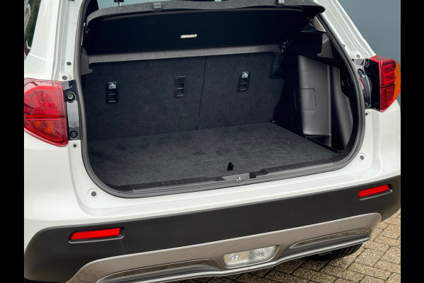 Suzuki Vitara 1.0 Boosterjet * Navigatie * Camera * Stoelverwarming * Cruise Control *