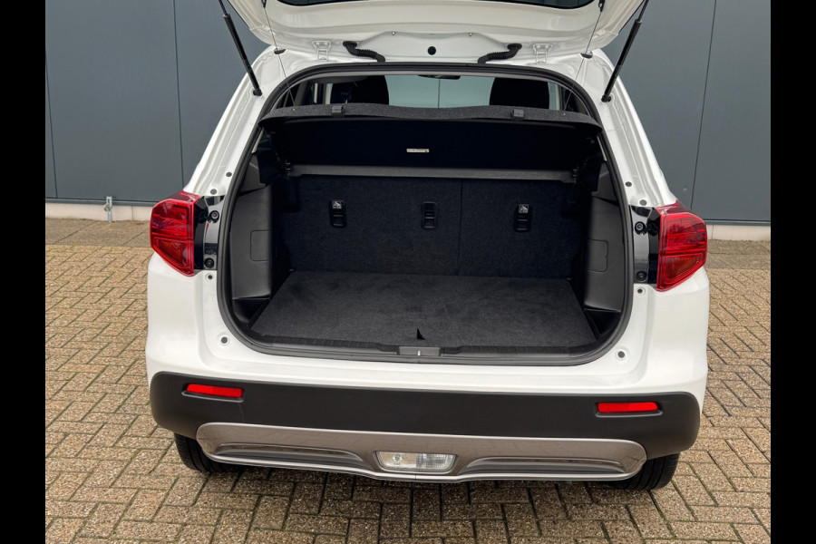 Suzuki Vitara 1.0 Boosterjet * Navigatie * Camera * Stoelverwarming * Cruise Control *