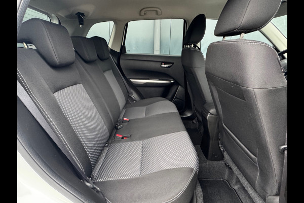 Suzuki Vitara 1.0 Boosterjet * Navigatie * Camera * Stoelverwarming * Cruise Control *