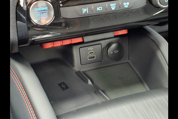 Ford Kuga 2.5 PHEV ST-Line 243 pk | Driver Assistance Pack | Wegklapbare trekhaak | 2.100 kg trekgewicht! | Winterpakket | 19 inch Licht metalen Velgen