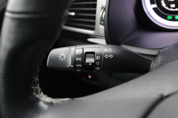 Kia Niro 1.6 GDi Hybrid ExecutiveLine | Dealeronderhouden | Stoel + Stuurverwarming | Climate Control | Cruise Control | Camera | Navigatie |