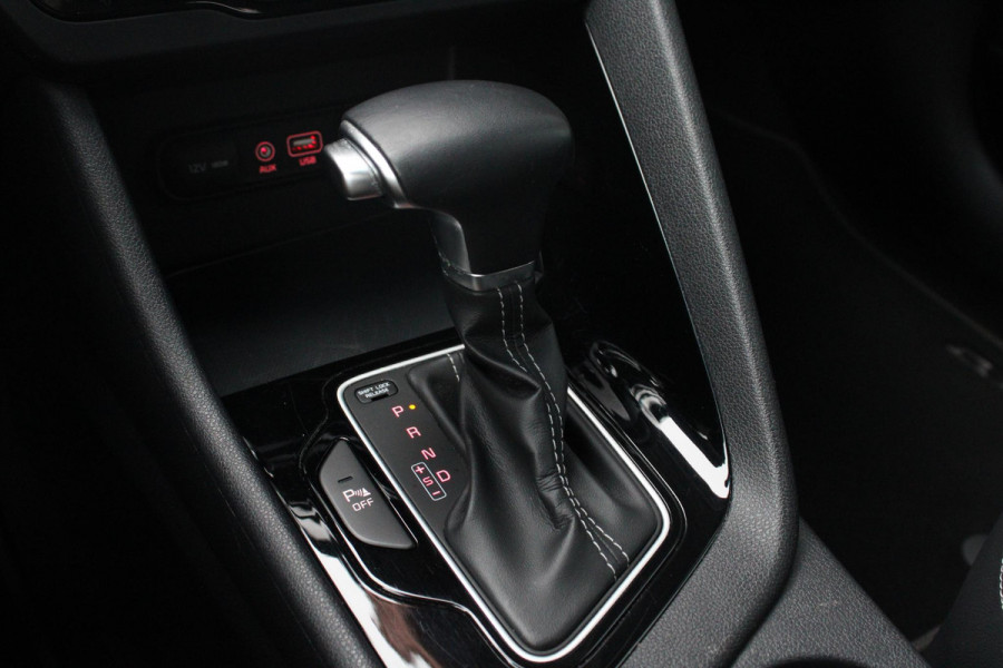 Kia Niro 1.6 GDi Hybrid ExecutiveLine | Dealeronderhouden | Stoel + Stuurverwarming | Climate Control | Cruise Control | Camera | Navigatie |