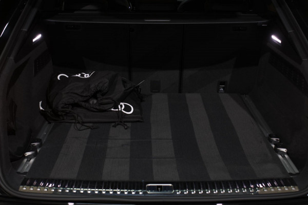 Audi Q8 60 TFSI e Quattro Competition *Pano*RS-Stoelen*B&O*4-Wiel besturing*360 Camera*