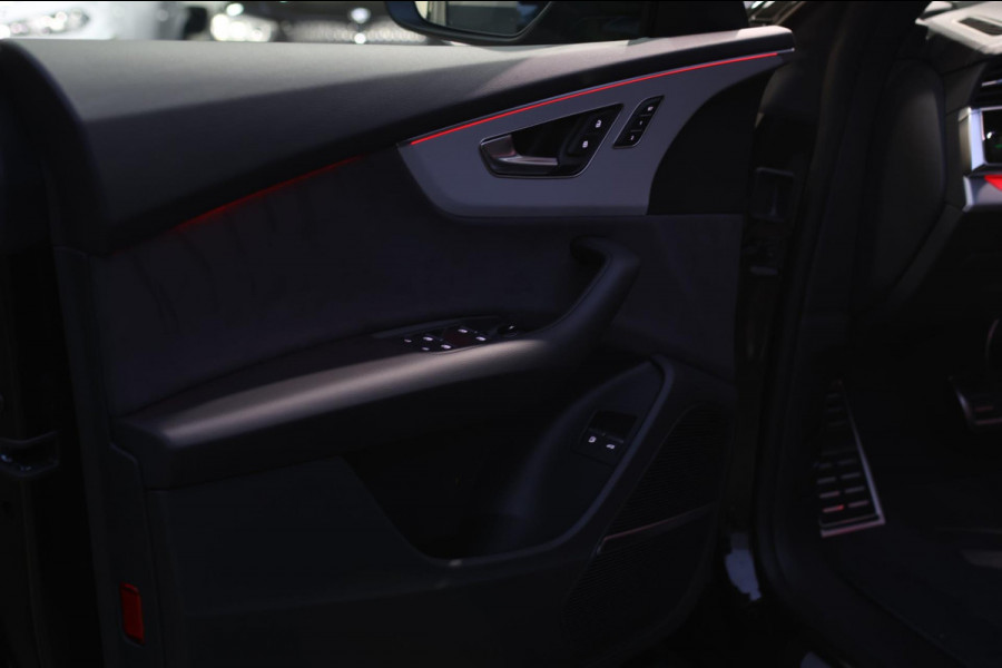 Audi Q8 60 TFSI e Quattro Competition *Pano*RS-Stoelen*B&O*4-Wiel besturing*360 Camera*