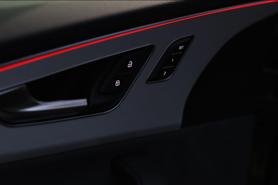Audi Q8 60 TFSI e Quattro Competition *Pano*RS-Stoelen*B&O*4-Wiel besturing*360 Camera*
