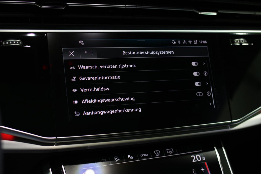 Audi Q8 60 TFSI e Quattro Competition *Pano*RS-Stoelen*B&O*4-Wiel besturing*360 Camera*