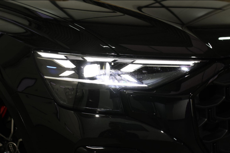 Audi Q8 60 TFSI e Quattro Competition *Pano*RS-Stoelen*B&O*4-Wiel besturing*360 Camera*
