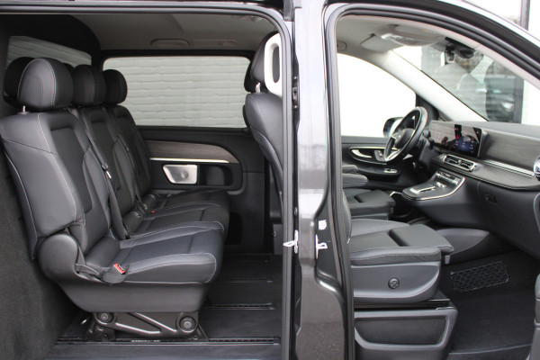 Mercedes-Benz V-Klasse 300d / XXL / 4-matic / DC / AMG / Luchtvering / Burmester / Elec Stoelen / Vol Opties / NIEUWSTAAT
