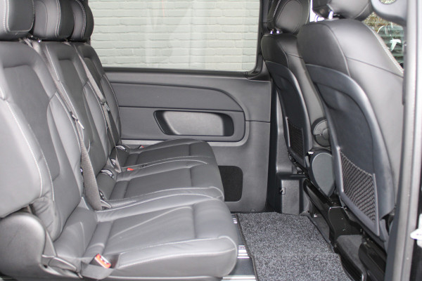 Mercedes-Benz V-Klasse 300d / XXL / 4-matic / DC / AMG / Luchtvering / Camera / Vol Opties / NIEUWSTAAT