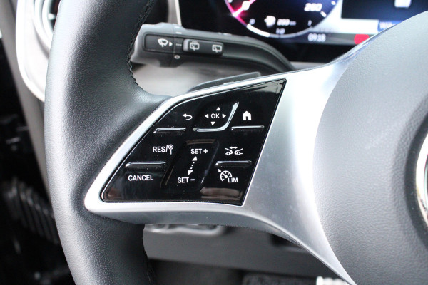 Mercedes-Benz V-Klasse 300d / XXL / 4-matic / DC / AMG / Luchtvering / Camera / Vol Opties / NIEUWSTAAT