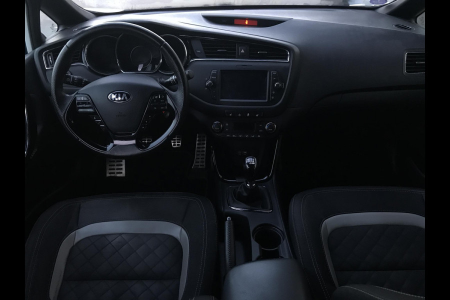 Kia cee'd Sportswagon 1.0 T-GDi GT-Line Edition Trekhaak Panoramadak