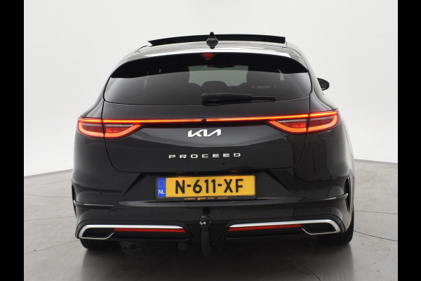 Kia ProCeed 1.5 T-GDi 160 PK GT-LINE AUT. + PANORAMA | CAMERA | AFN. TREKHAAK | DIGITALE COCKPIT | STOEL/STUURWIELVERW.