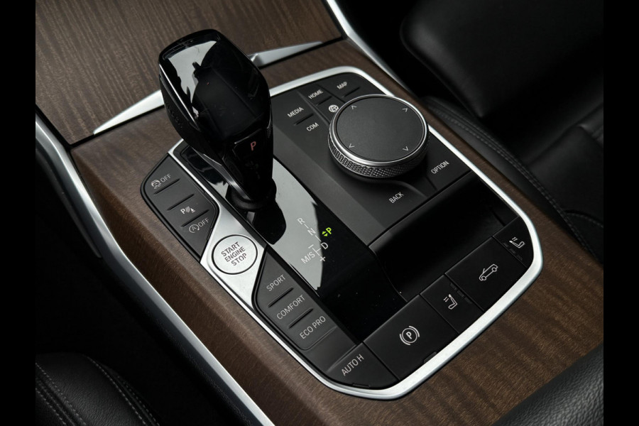 BMW 4 Serie Cabrio 420i High Executive | NEKVERWARMING | DRIVING ASS. PROFF. | HEAD UP | KEYLESS ENTRY |