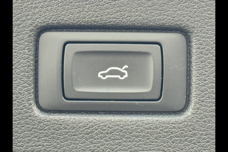 Audi A5 Sportback 35 TFSI 3x S-line Competition Zwarte hemel Cruise Climate v/a Full LED Navi Apple / Android