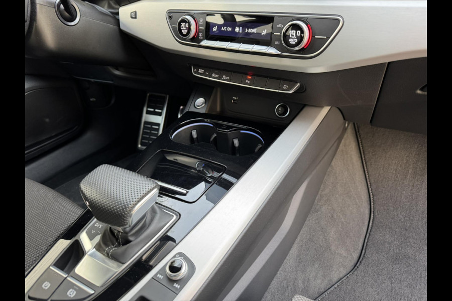 Audi A5 Sportback 35 TFSI 3x S-line Competition Zwarte hemel Cruise Climate v/a Full LED Navi Apple / Android