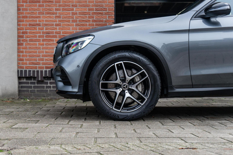 Mercedes-Benz GLC 250 4MATIC AMG Pano / Trekhaak / Camera