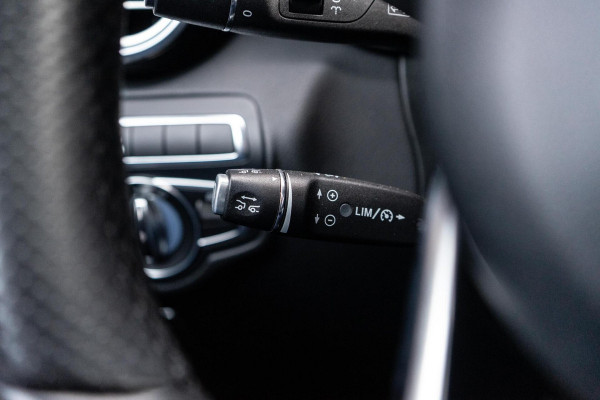 Mercedes-Benz GLC 250 4MATIC AMG Pano / Trekhaak / Camera