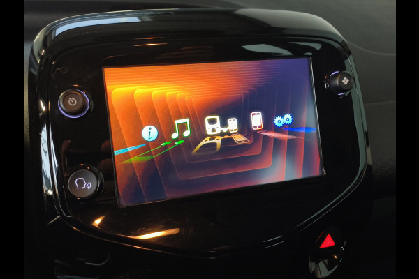 Citroën C1 1.0 VTi Feel uit 2021 Rijklaar + 12 maanden Bovag-garantie Henk Jongen Auto's in Helmond,  al 50 jaar service zoals 't hoort!