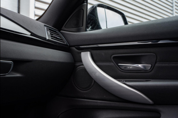 BMW 4 Serie Coupé 420i Executive Edition Xenon Navigatie Keyless