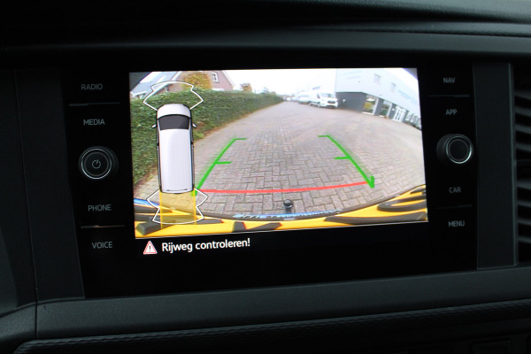 Volkswagen Transporter T6.1 2.0 TDI 150PK E6 L2 Dubbele Cabine ✓  Apple Carplay / Android Auto ✓  camera