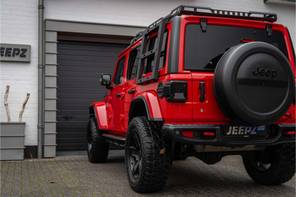 Jeep Wrangler Unlimited 2.0T - Method velgen 20" - Liftkit - Dakrek - stalen V&A bumper