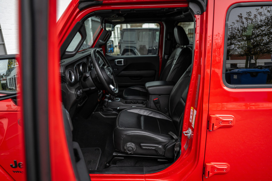 Jeep Wrangler Unlimited 2.0T - Method velgen 20" - Liftkit - Dakrek - stalen V&A bumper