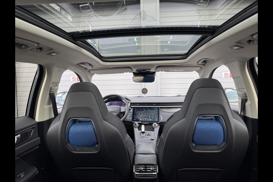 Lynk & Co 01 1.5 Bomvol Black Edition 261PK 360°Camera