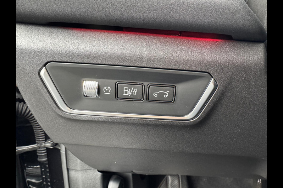 Lynk & Co 01 1.5 Bomvol Black Edition 261PK 360°Camera