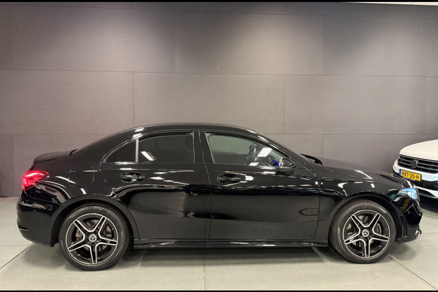 Mercedes-Benz A-Klasse 250 e AMG PREMIUM SFEERVERL/V-COCKPIT/NAVI/DAB/LED/CARPLAY/CRUISE///