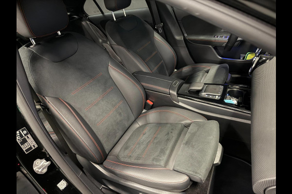Mercedes-Benz A-Klasse 250 e AMG PREMIUM SFEERVERL/V-COCKPIT/NAVI/DAB/LED/CARPLAY/CRUISE///