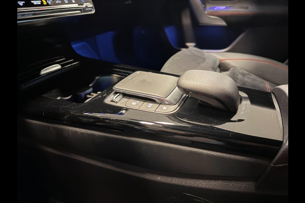 Mercedes-Benz A-Klasse 250 e AMG PREMIUM SFEERVERL/V-COCKPIT/NAVI/DAB/LED/CARPLAY/CRUISE///