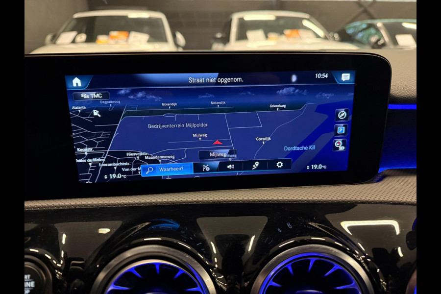 Mercedes-Benz A-Klasse 250 e AMG PREMIUM SFEERVERL/V-COCKPIT/NAVI/DAB/LED/CARPLAY/CRUISE///