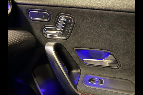 Mercedes-Benz A-Klasse 250 e AMG PREMIUM SFEERVERL/V-COCKPIT/NAVI/DAB/LED/CARPLAY/CRUISE///