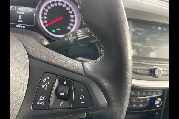 Opel Astra Sports Tourer 1.2 Business Elegance Airco - Cruise control - Parkeersensoren voor en achter - Achteruitrijcamera - Navigatie - Bluetooth - Keyless start and entry - Start/stop systeem - Stuur leder - Stuur multifunctioneel