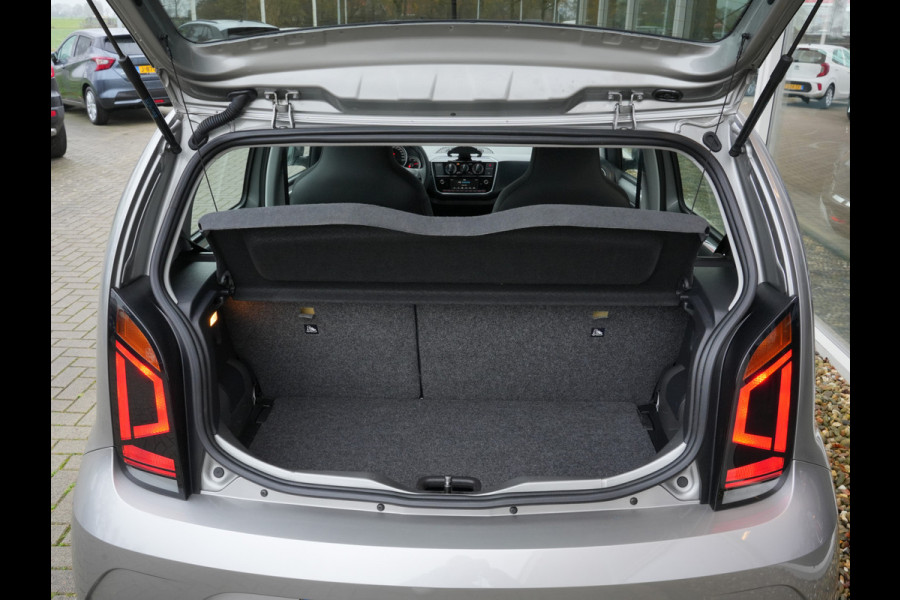 Volkswagen up! 1.0 BMT move up! | Bluetooth | Airco | DAB