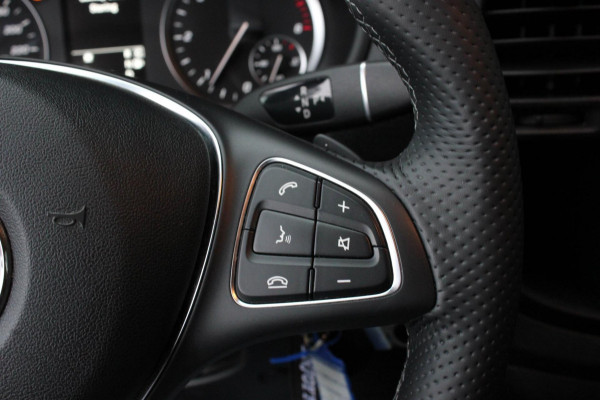 Mercedes-Benz Vito 163PK LANG JB-EDITION FULL BLACK / AMG / SPOILER / VERLAGINGSVEREN / NAVIGATIE / SIDE-BARS / FULL / NAVI