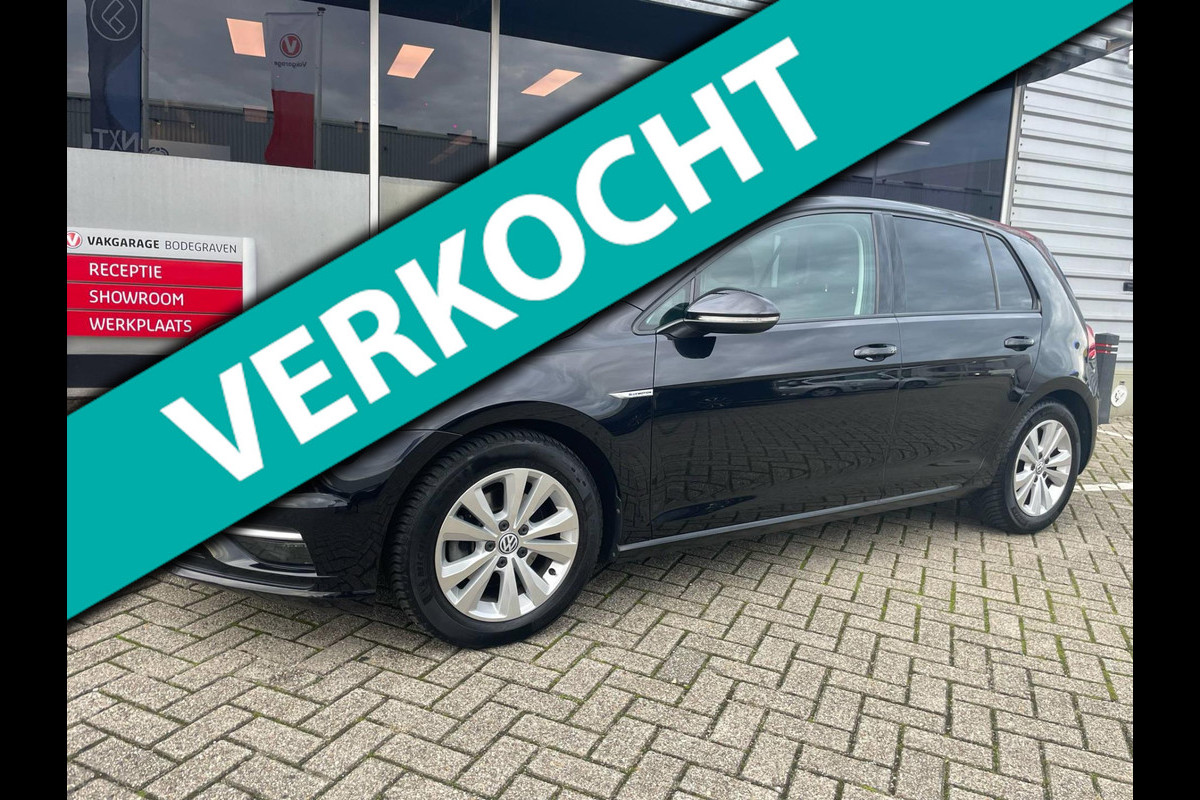 Volkswagen Golf 1.5 TSI Comfortline / CarPlay