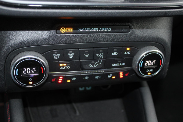 Ford FOCUS Wagon 1.0 EcoBoost Hybrid ST Line X Business | Winterpack | B&O | Camera | Adaptive cruise | Climate Control | Privacy Glass