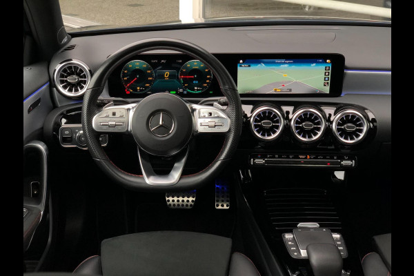 Mercedes-Benz A-Klasse 250 e PHEV AMG-Line | Climate, Cruise, Aut. Verl., Regensensor, 16'' LMV |