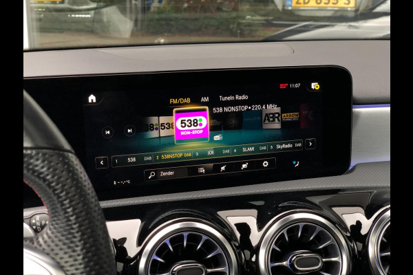 Mercedes-Benz A-Klasse 250 e PHEV AMG-Line | Climate, Cruise, Aut. Verl., Regensensor, 16'' LMV |