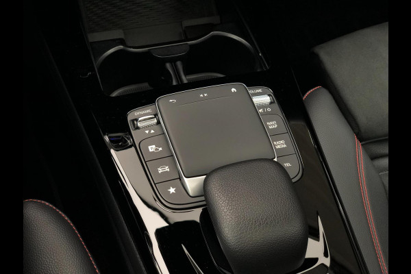 Mercedes-Benz A-Klasse 250 e PHEV AMG-Line | Climate, Cruise, Aut. Verl., Regensensor, 16'' LMV |