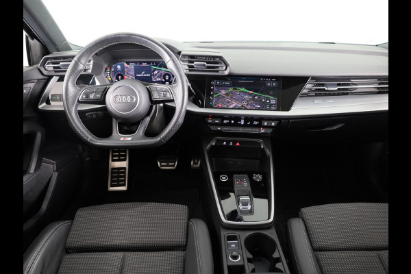 Audi A3 Sportback 35 TFSI S edition 150pk | Panoramadak | Navigatie |Lichtmetalen velgen | Climatronic