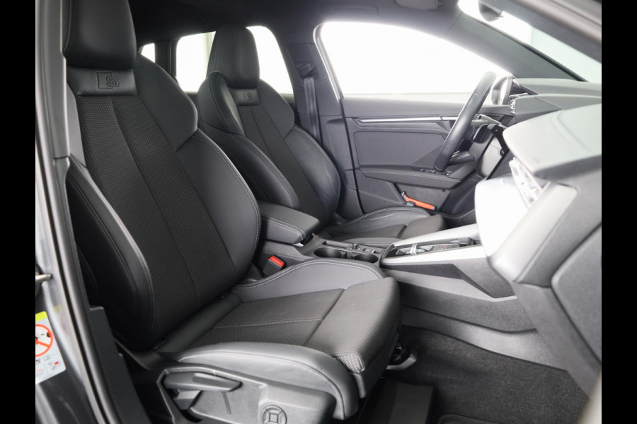 Audi A3 Sportback 35 TFSI S edition 150pk | Panoramadak | Navigatie |Lichtmetalen velgen | Climatronic