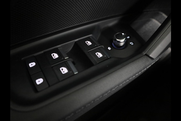 Audi A3 Sportback 35 TFSI S edition 150pk | Panoramadak | Navigatie |Lichtmetalen velgen | Climatronic
