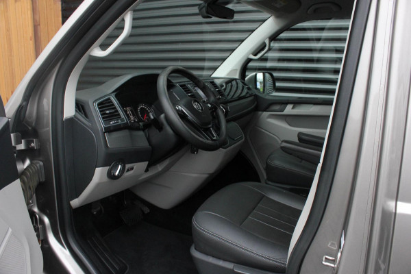 Volkswagen Transporter 2.0 TDI L2H1 150PK / APPLE CARPLAY / VERLAAGD / LEDEREN BEKLEDING / FULL BLACK / TREKAAK / SPOILER / CRUISE