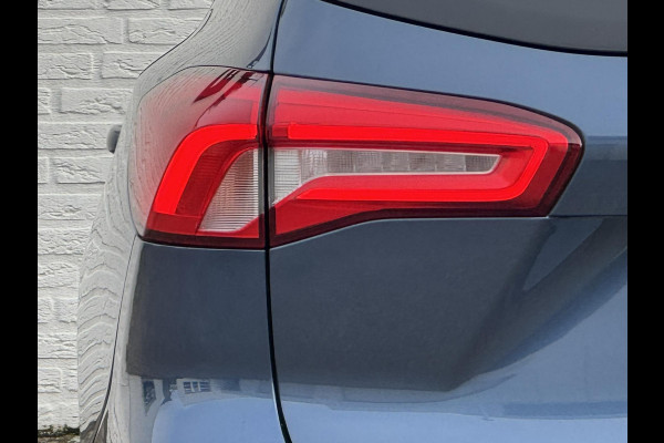 Ford FOCUS Wagon 1.0 EcoBoost Adaptive cruise Full LED Climate control Keyless Navi Winterpack Apple / Android B&O