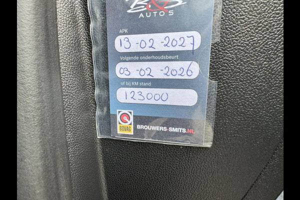 Ford FOCUS Wagon 1.0 EcoBoost Adaptive cruise Full LED Climate control Keyless Navi Winterpack Apple / Android B&O