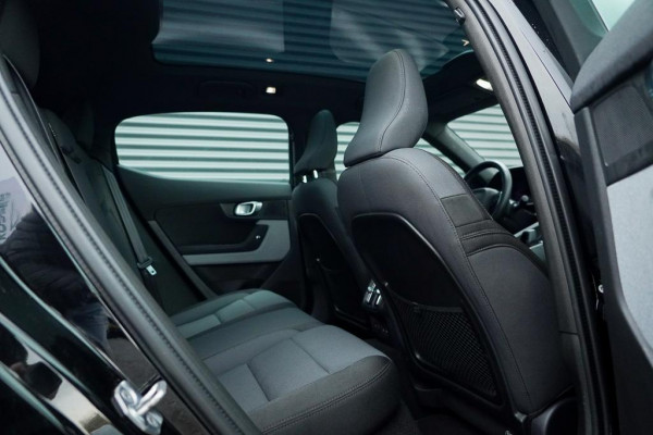 Polestar 2 Long Range Dual Motor Launch Edition 78kWh / Glasdak / BLIS / Trekhaak / Incl BTW